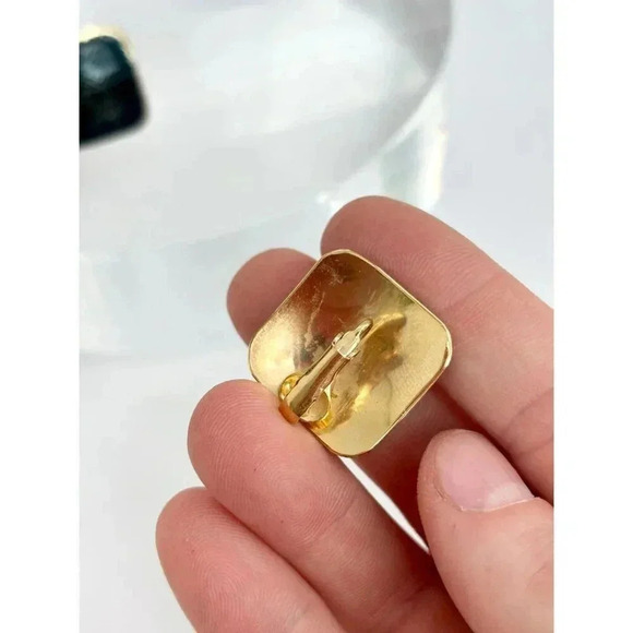 Vintage Deep Emerald Green Plaid Enamel Gold Toned Retro 80's Stud Earrings - Picture 4 of 6